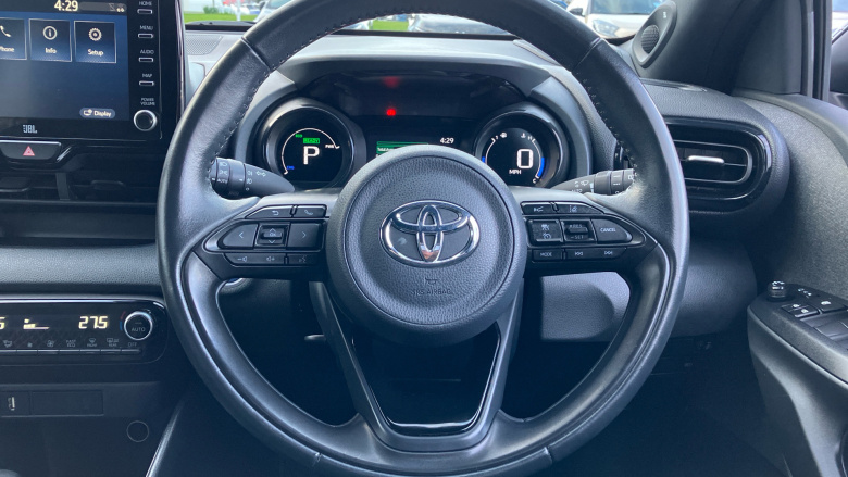 Toyota Yaris 1.5 Hybrid Dynamic 5dr CVT Hybrid Hatchback